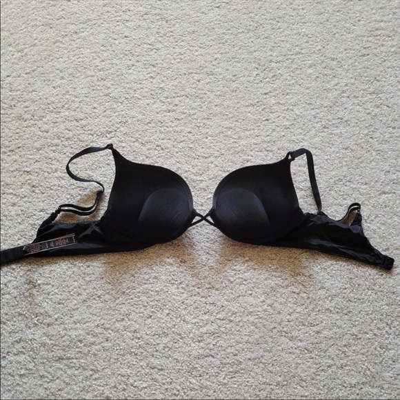 COPY - COPY - Victoria secret bombshell black push up bra 34A - Picture 6 of 6